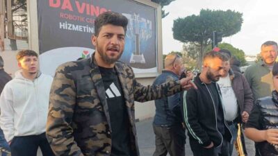 Antalya’nın Manavgat ilçesinde kırımızı ışık ihlali yapan kapalı kasa kamyonetin