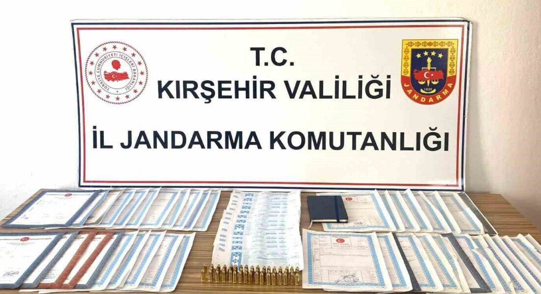 Kırşehir’de jandarma ekipleri tarafından “tefecilik” suçuna yönelik düzenlenen operasyonda 3
