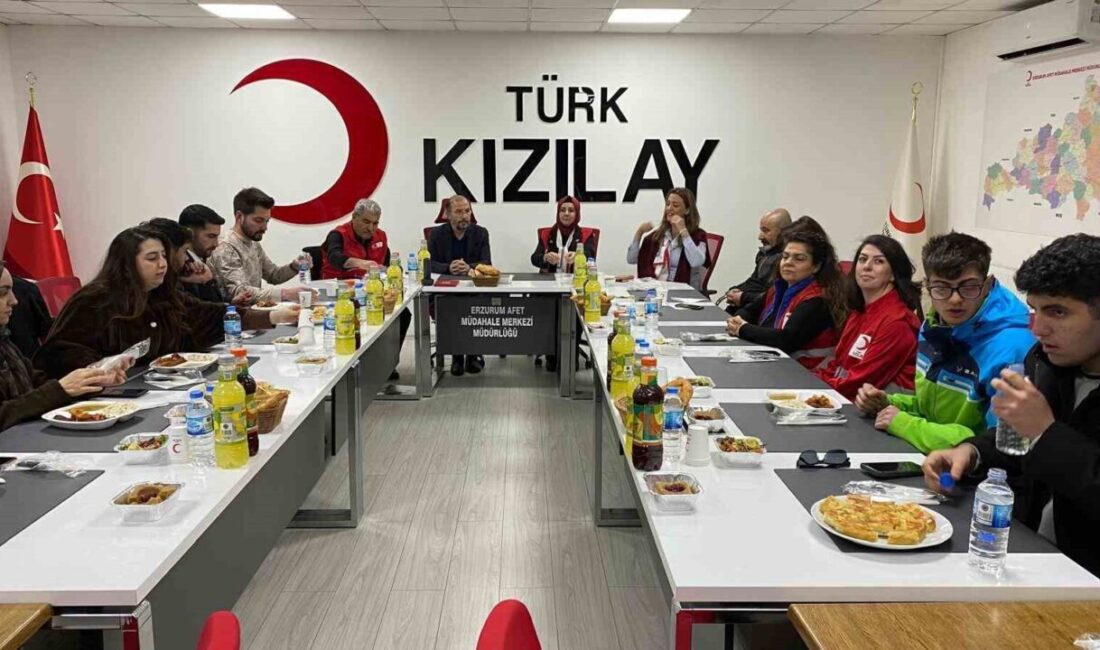 Erzurum’da Kızılay Kadın Kolları tarafından üniversite öğrencilerine yönelik anlamlı bir