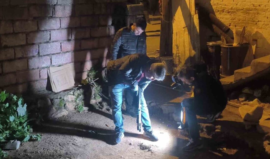 Antalya’da komşu aileler arasında iddiaya göre kız isteme tartışmasıyla başlayan