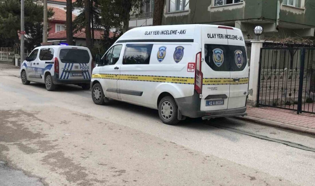 Konya’nın Ereğli ilçesinde tartıştığı erkek arkadaşı tarafından bıçaklanan kadın yaralandı.