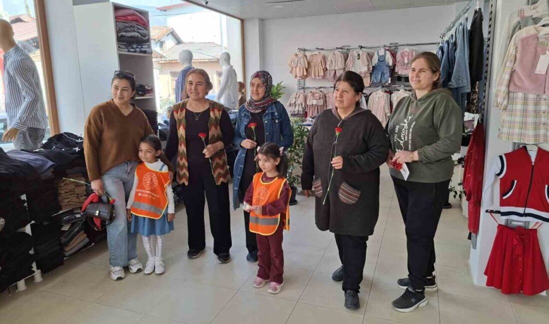 Köyceğiz Anaokulu öğrencileri, 8 Mart Dünya Kadınlar Günü kapsamında hazırladıkları