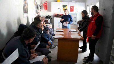 Kuşadası Belediyesi tarafından bünyesinde görev yapan personele, iş sağlığı ve