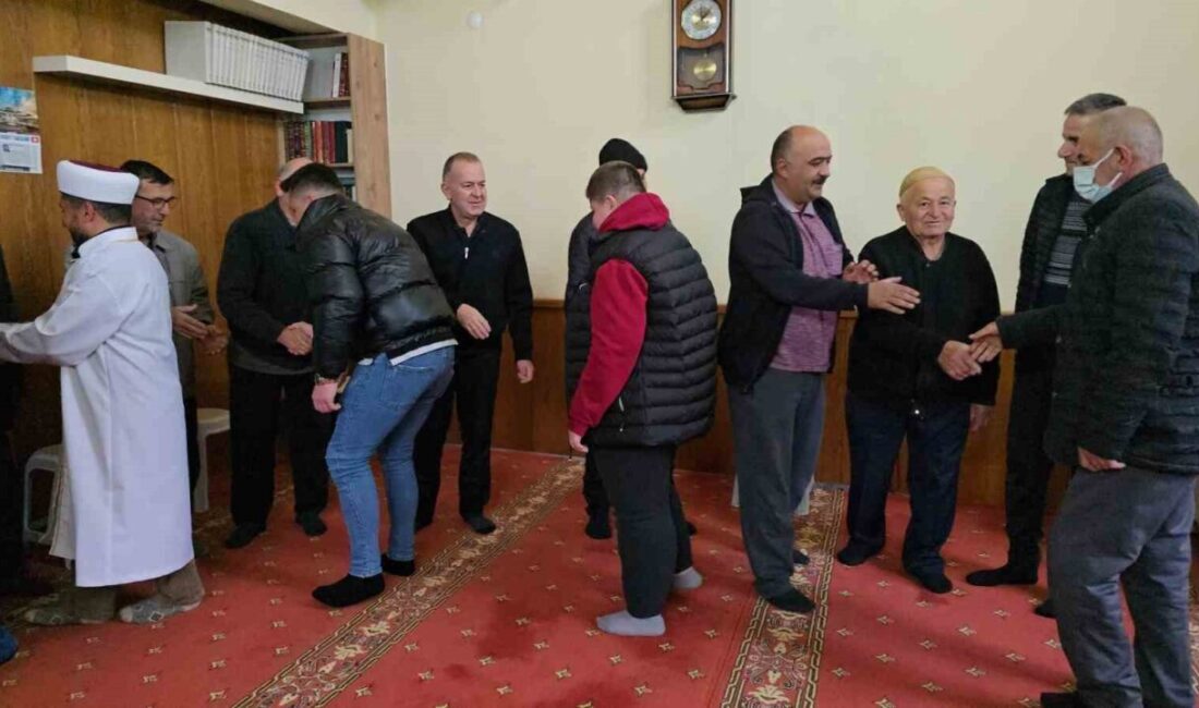 Denizli’nin Tavas ilçesine bağlı Yeni Mahalle’de küslerin barışması ve herkesin