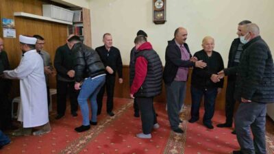 Denizli’nin Tavas ilçesine bağlı Yeni Mahalle’de küslerin barışması ve herkesin