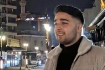 Kütahya’da kontrolden çıkan otomobilin bariyerleri aşarak tarlaya uçması sonucu meydana