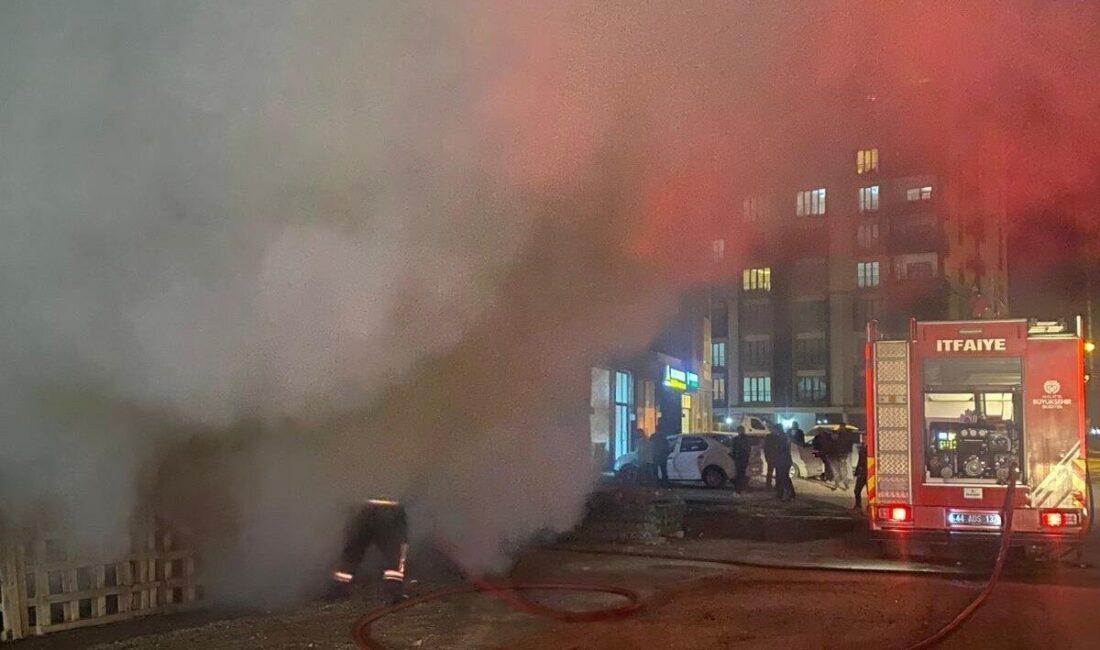 Malatya’da bir konteynerde çıkan yangın, itfaiye ekiplerince söndürüldü. Olay, akşam