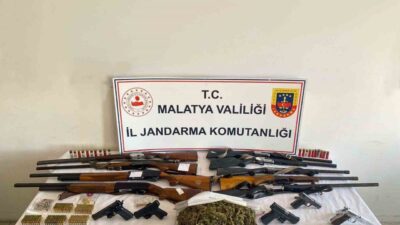 Malatya’da jandarma ekiplerince kırsal bölgelerde düzenlenen operasyonlarda çok sayıda silah,