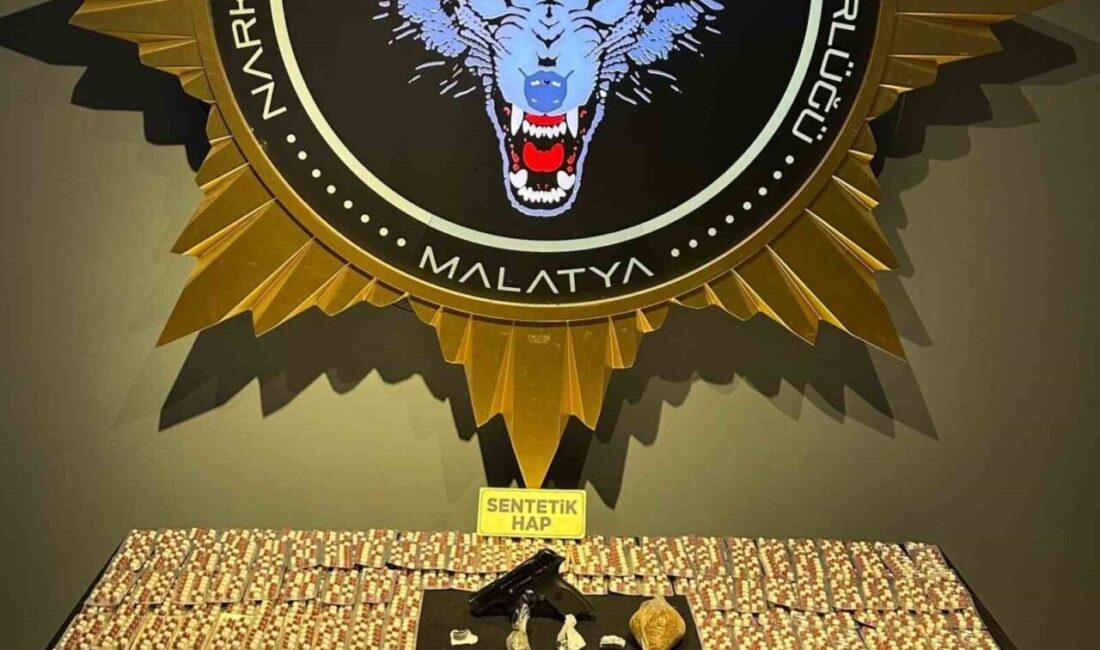 Malatya’da sokak satıcılarına yönelik düzenlenen operasyonda gözaltına alınan 5 zanlı