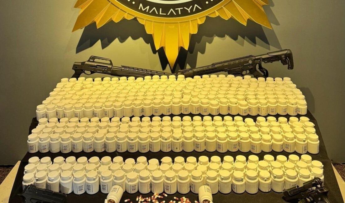Malatya’da düzenlenen operasyonda çok sayıda sentetik ecza hapı ile ruhsatsız