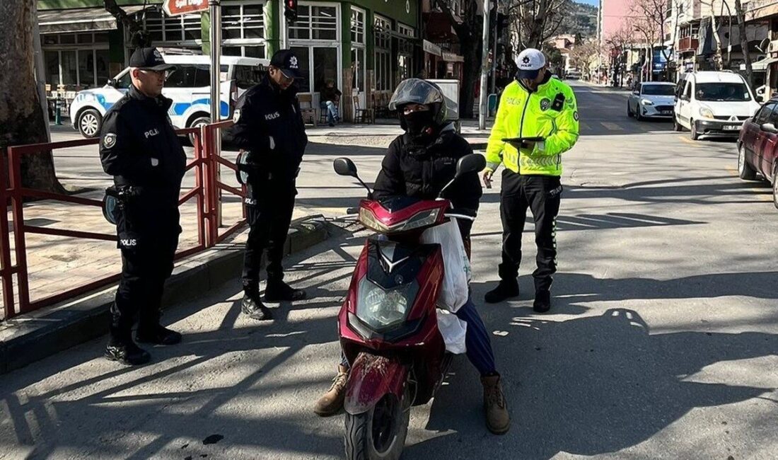 Manisa’da motosiklet ve motorlu bisikletlere yönelik özel denetimde 1.916 araç