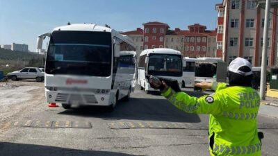 Manisa’da trafik ekiplerinin korsan taşımacılık ve işçi servislerine yönelik yaptığı