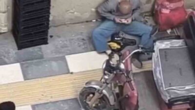 Mardin’in Kızıltepe ilçesinde dilencilik yapan bir kişi, gün boyunca topladığı