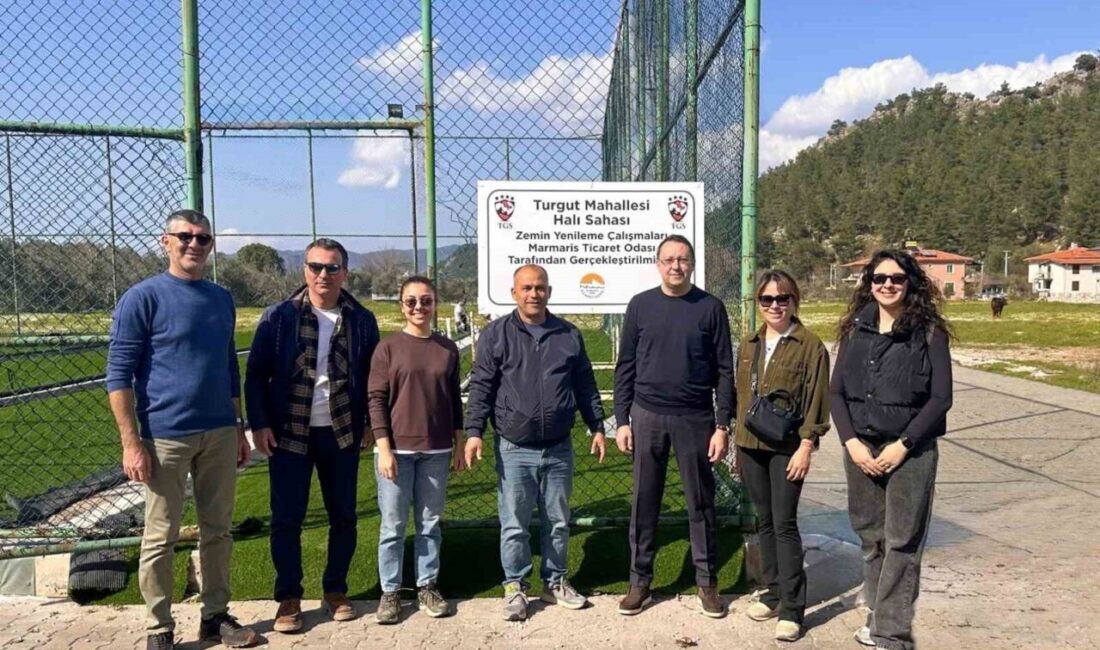 Marmaris Ticaret Odası (MTO) tarafından Turgut Mahallesi’nde bulunan halı sahanın