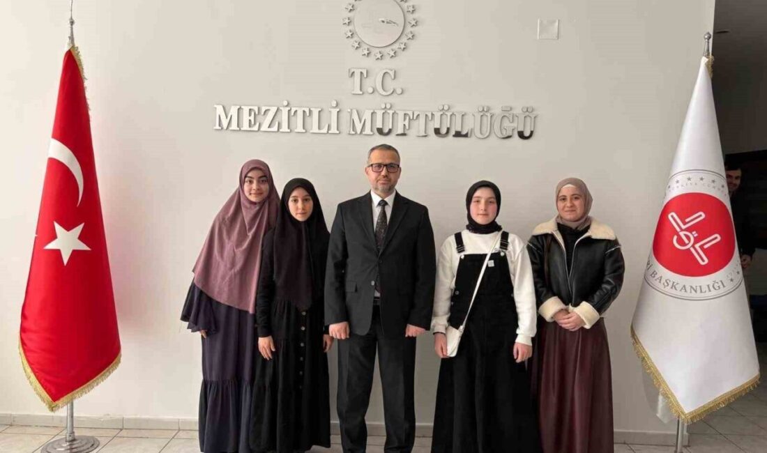 Mersin Mezitli’de Kur’an kurslarında eğitim gören 4 öğrenci, hafızlıklarını 6