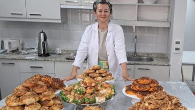 Hollanda’ya yerleşmek üzereyken İzmir Büyükşehir Belediyesi Meslek Fabrikası’nda pastacılık kursunu