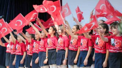 Milli Şair Mehmet Akif Ersoy, İstiklal Marşı’nın kabulünün 105’inci yılında