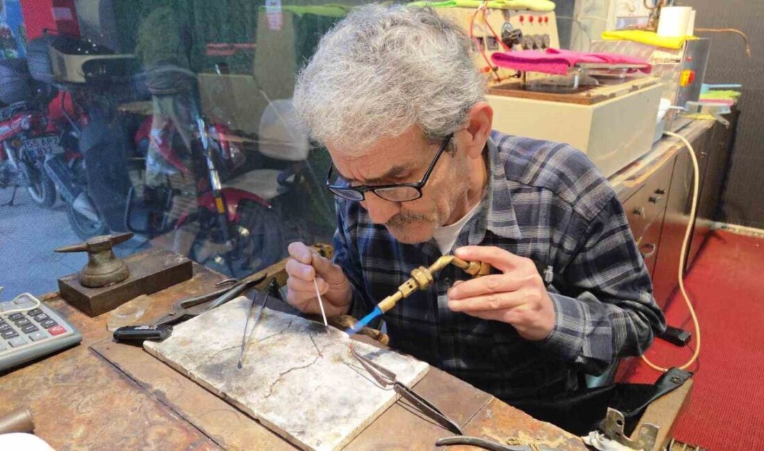 Kuyumcu atölyelerinde değeri kimi zaman yüz binlerce doları bulan pırlanta