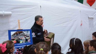 Anadolu Üniversitesi Arama ve Kurtarma (AUSAR) Ekibi tarafından kreş öğrencilerine