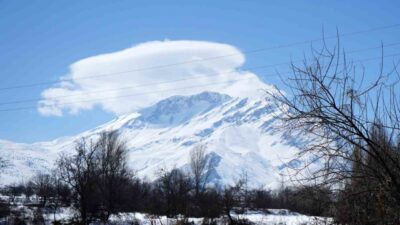 3 bin 300 rakımla Erzincan ile Tunceli arasında yer alan