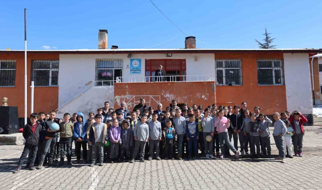 Niğde’nin Murtaza Köyü’nde köy derneği tarafından organize edilen programda, köyde