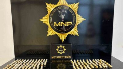 Muş’ta uygulama noktasında durdurulan yolcu otobüsünde yapılan kontrolde, İran uyruklu