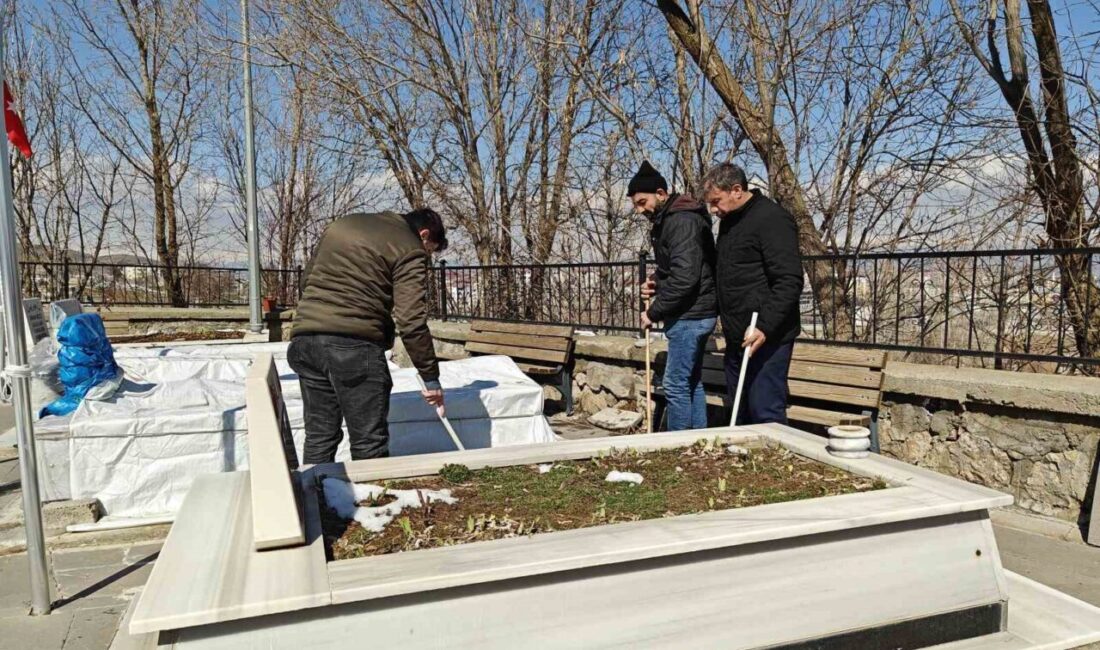 Muş’ta Ramazan Bayramı öncesi şehit mezarlarında bakım, onarım ve çevre