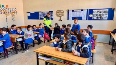 Muş’ta jandarma ekiplerince düzenlenen trafik eğitim seminerinde 34 öğrenciye temel