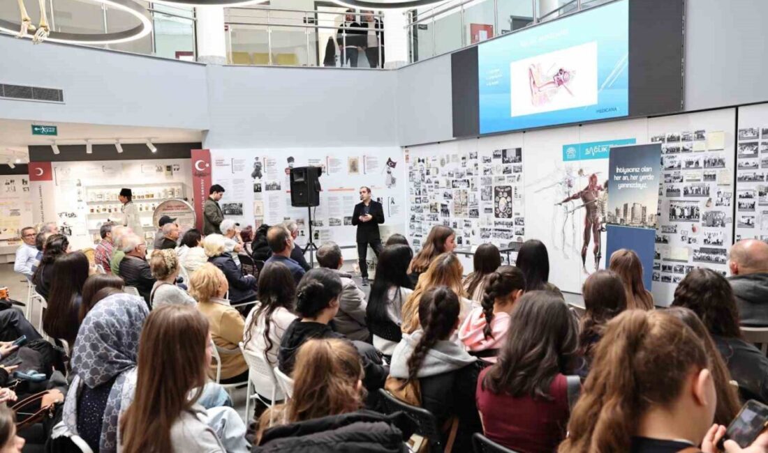 Nilüfer Belediyesi’nin düzenlediği Sağlık Buluşmaları’nda konuşan Op. Dr. Vedat Oruk,