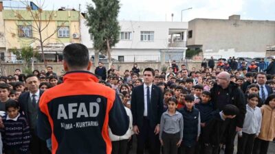 Mardin’in Nusaybin ilçesinde, 1-7 Mart Deprem Haftası kapsamında deprem tatbikatı