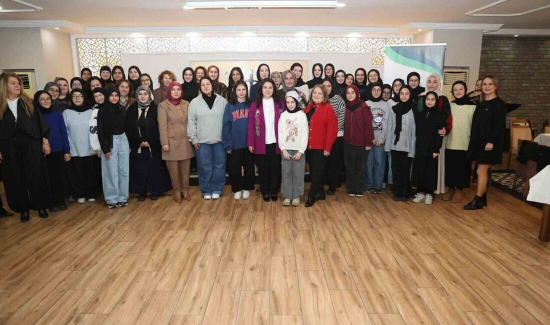 Düzce İş Kadınları ve Yöneticileri Derneği (DÜİKAD) ev sahipliğinde iftar