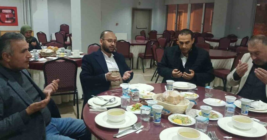 Bilecik’in Pazaryeri ilçesinde öksüz ve yetim çocuklar için anlamlı bir