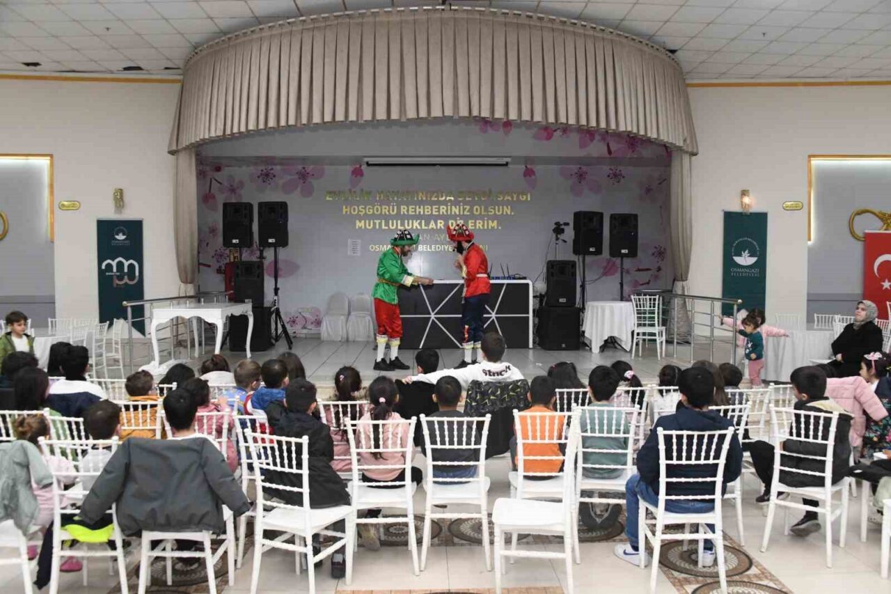 Osmangazi’de Ramazan akşamları, kültür ve sanatın sıcak atmosferiyle buluşmaya devam