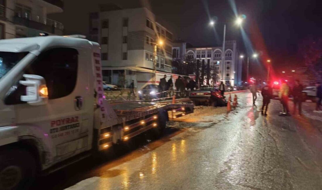 Adıyaman’da , bir otomobilin alt yapı çukuruna düşmesi sonucu 1