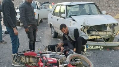 Adıyaman’ın Besni ilçesinde otomobil ile motosikletin kafa kafaya çarpışması sonucu