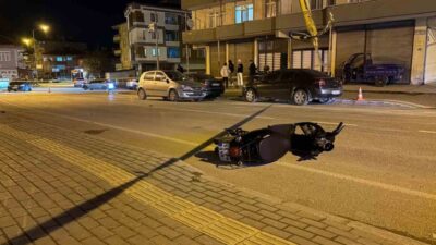 Samsun’un Vezirköprü ilçesinde otomobil ile motosikletin çarpıştığı kazada 1 kişi