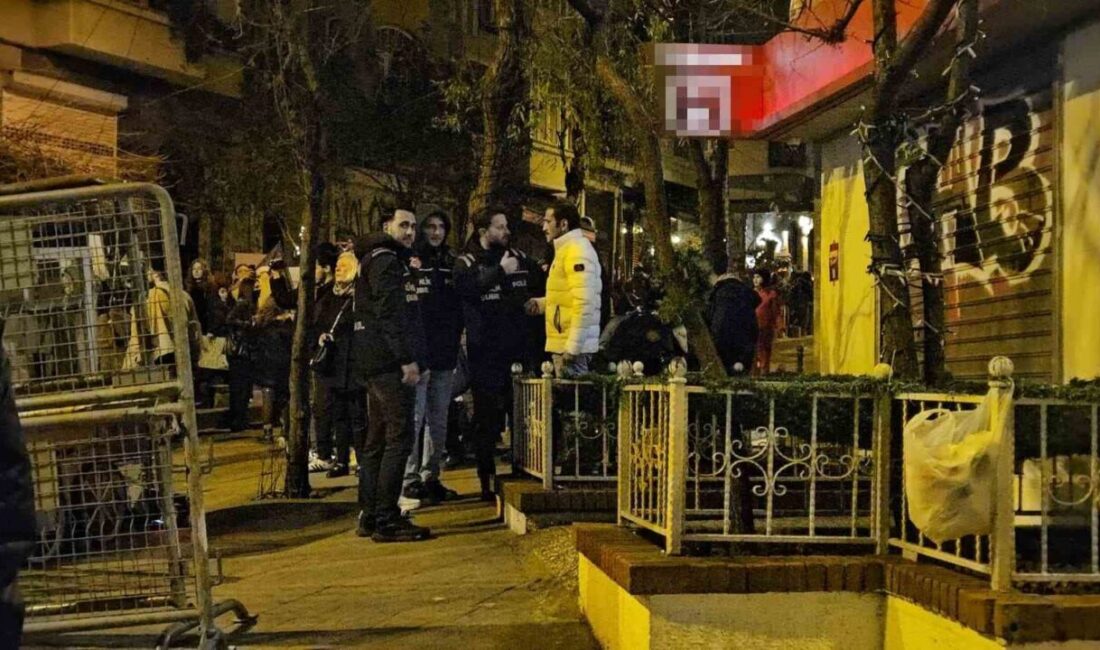 Ünlü oyuncu Ufuk Bayraktar ile Beyoğlu’nda 8 Mart Dünya Kadınlar
