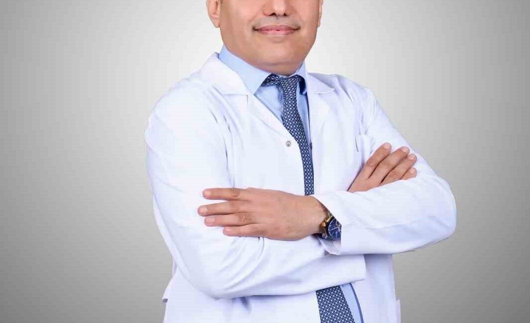 Prof. Dr. İrfan Koca, halk arasında “patlamış fıtık” olarak bilinen