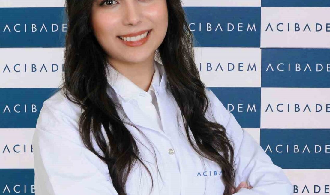 Klinik Psikolog Dilara Boyraz Giriş, terapinin rastgele bir sohbetten çok