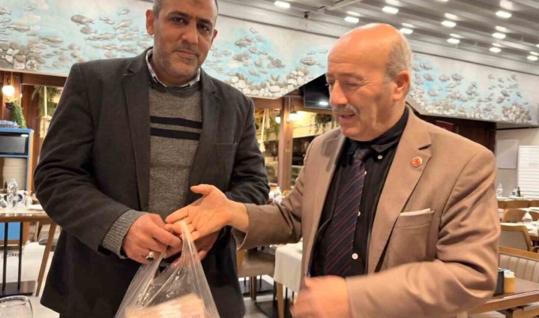 Bursa’nın Nilüfer ilçesinde balık restoranı bulunan Maşallah Kocaman, Ramazan ayında