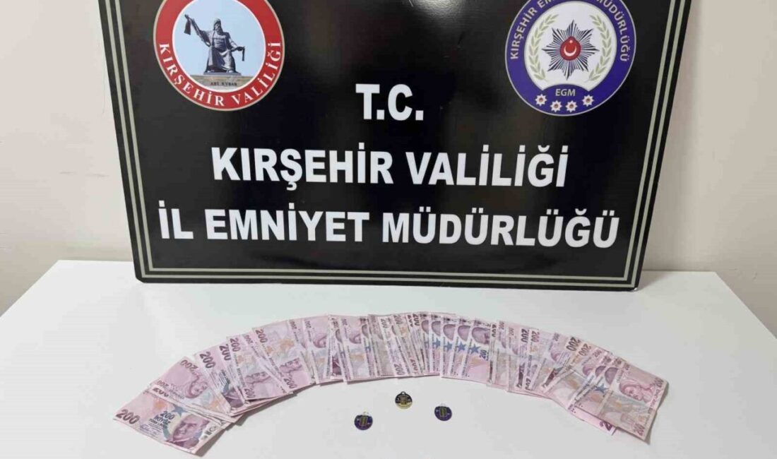 Kırşehir’de polis ekiplerince yapılan çalışmalarda kuyumcudan sahte altın bozduran şüpheli