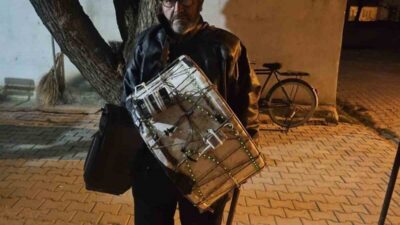 Konya’da bir mahallede yaşayanlar sahura mehter marşı ile kalkıyor. Konya’nın