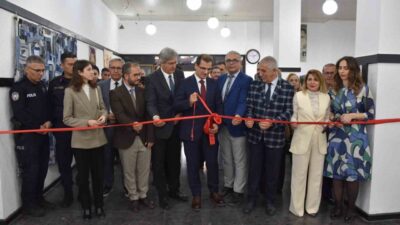 Manisa’nın Salihli ilçesinde Dünya Kadınlar Günü dolayısıyla farkındalık oluşturmak amacıyla