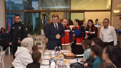 Manisa’nın Salihli ilçesinde Kaymakamlık öncülüğünde öksüz ve yetim çocuklar için