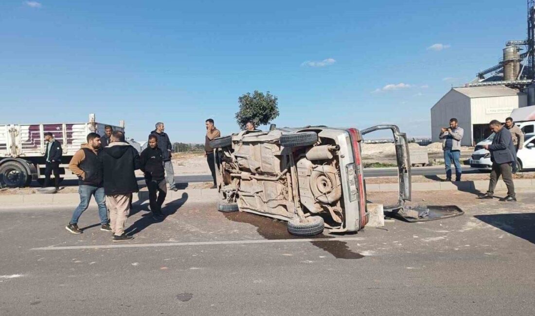 Şanlıurfa’da otomobilin tıra arkadan çarpması sonucu meydana gelen trafik kazasında
