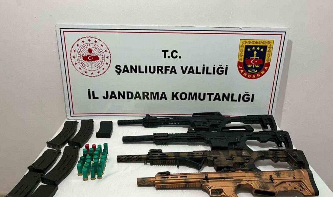 Şanlıurfa’nın Akçakale ve Suruç ilçelerinde düzenlenen silah kaçakçılığı operasyonunda 3