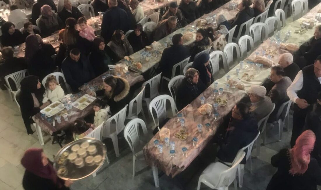 Manisa’nın Sarıgöl ilçesine bağlı Aşağıkoçaklar Mahallesi’nde, her yıl Ramazan ayının