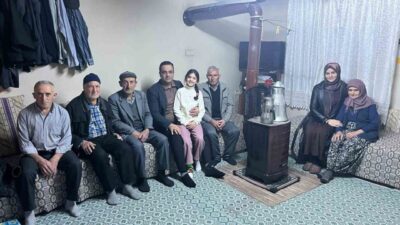 Manisa’nın Sarıgöl ilçesinde Kaymakam Halil Dalak ve eşi Ayfer Dalak,