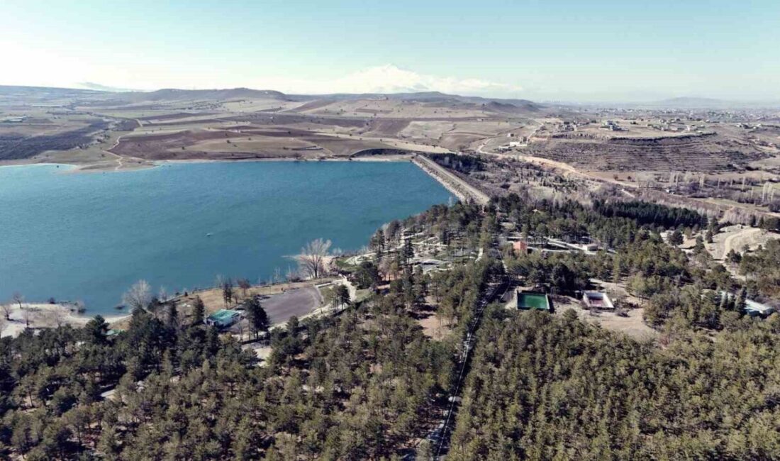 Kayseri Büyükşehir Belediyesi’nin yürüttüğü kapsamlı peyzaj ve altyapı yenileme çalışmaları