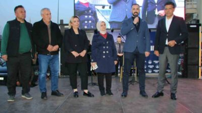 Adana’nın Kozan ilçesinde Kozan Belediyesi tarafından şehit aileleri ve gaziler,